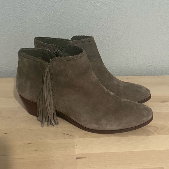 Sam Edelman Ankle Booties Paige Fringe Boots Light Green Suede Size 9.5M - Picture 1 of 8